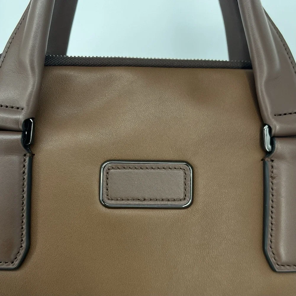 NEW TUMI Harrison SYCAMORE Slim 100% Leather Laptop Brief Briefcase COGNAC BROWN
